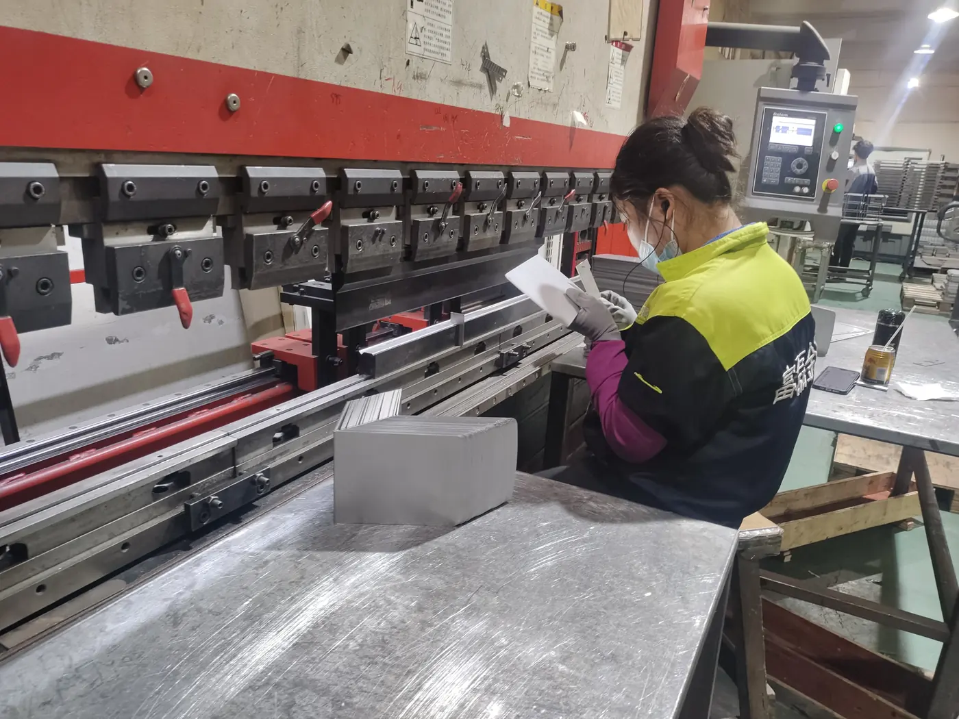 Sheet metal bending dimensional inspection at the press brake