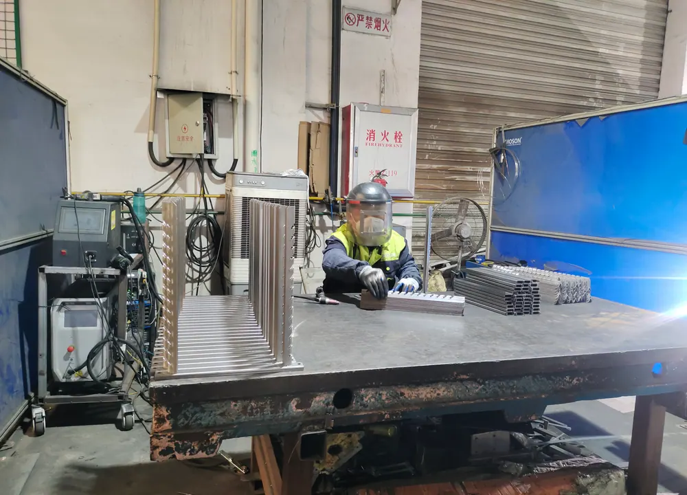 Sheet metal welding work in the Fulei Metal factory