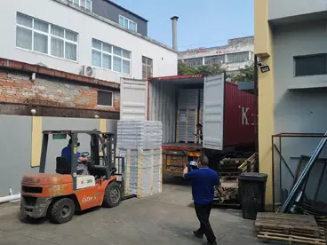 Carton packed products for export container loding fence bulk