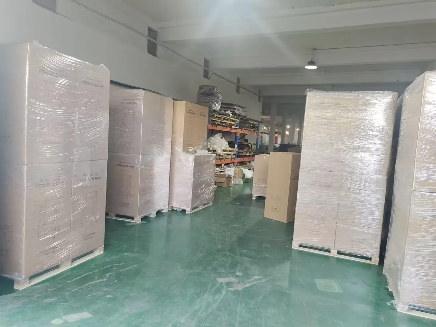 Finished units wrapped and staged for dispatch at Fulei Metal. Large public items are wrapped rather than boxed, and they are stacked so that the galvanized surfaces cannot rub against each other in transit. Galvanized parts are never stacked wet - that is what produces white rust on arrival.