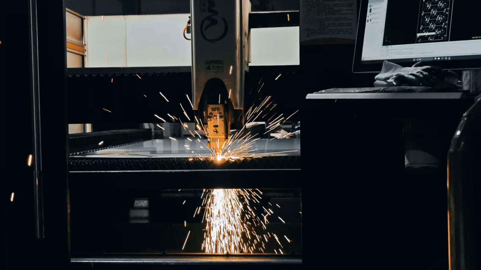 Laser Cutting Parameters Optimization: A Complete Guide